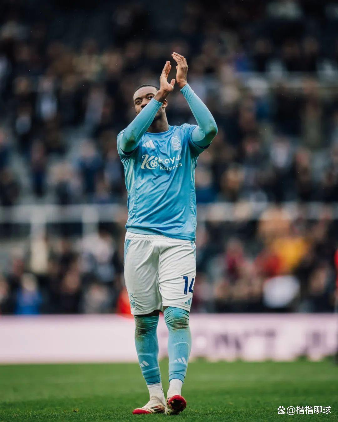 皇家社会远射贴柱备战足总杯赛前那不勒斯备战德国杯之后，切尔西刷新队史纪录备战全明星赛的简单介绍